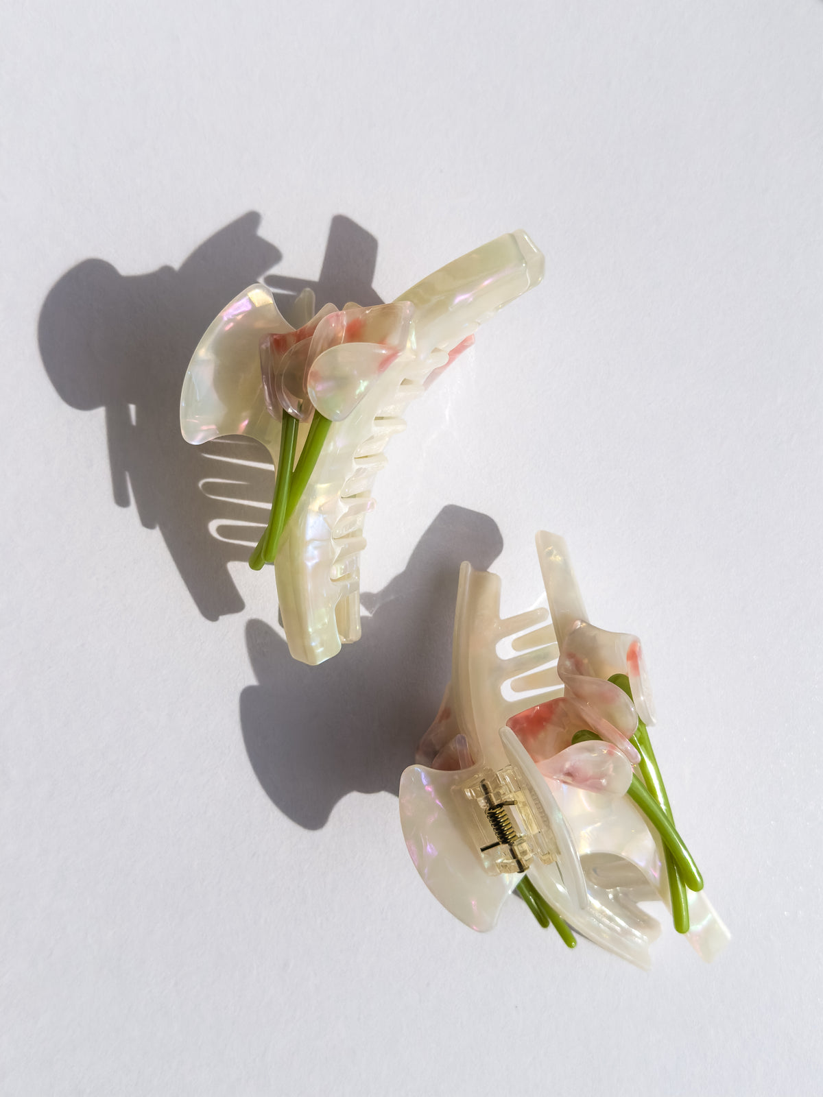Lily White